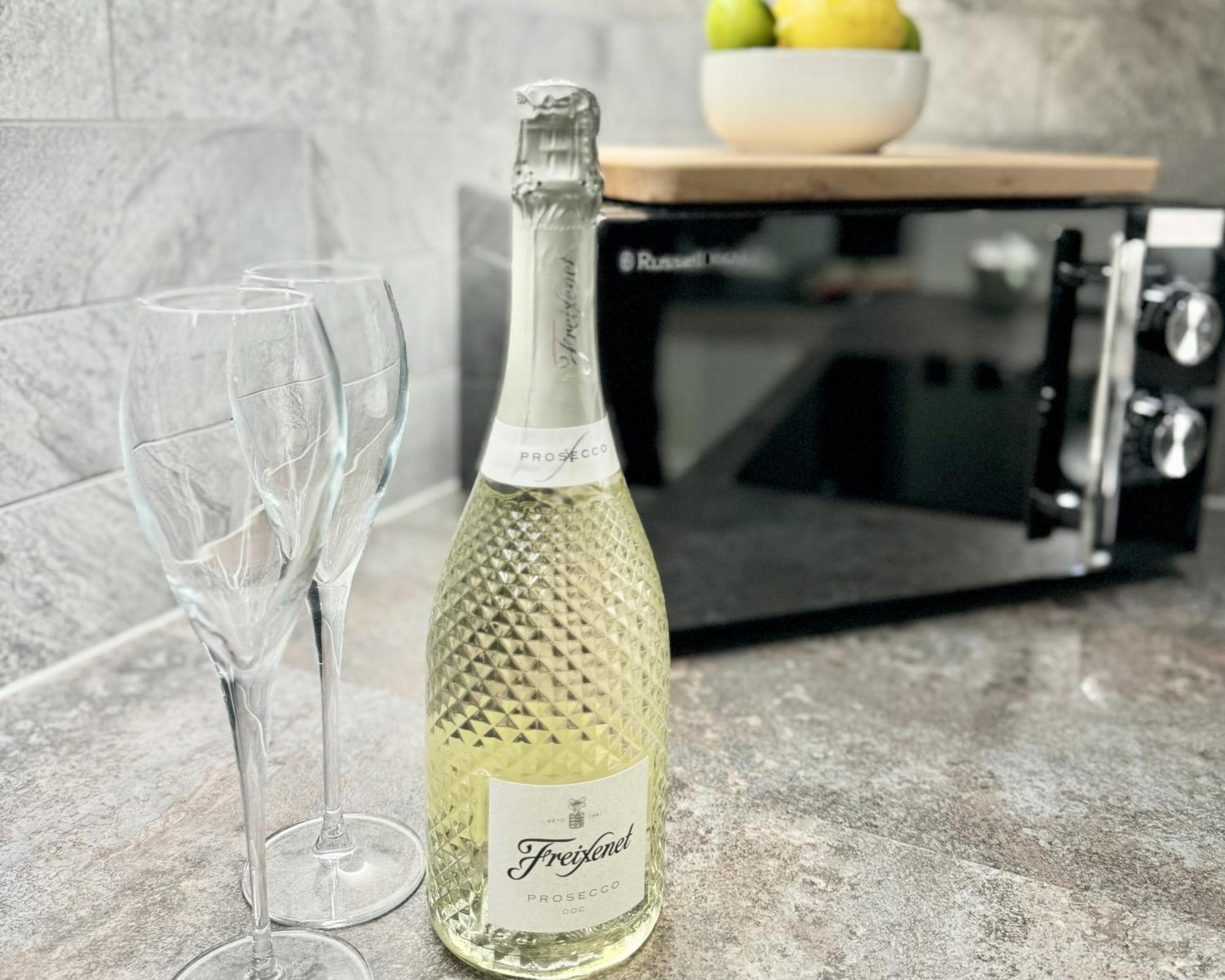 The Crown View - Luxury Apartment - Free Parking Nearby Harrogate Buitenkant foto